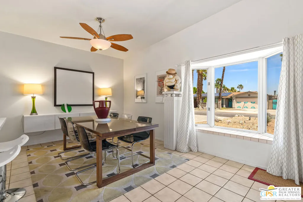 2207 N Viminal Road, Palm Springs, California 92262 home-pic-14